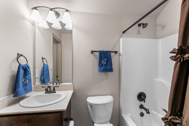 6707 Royal Oaks Ct, Zachary, LA 70791