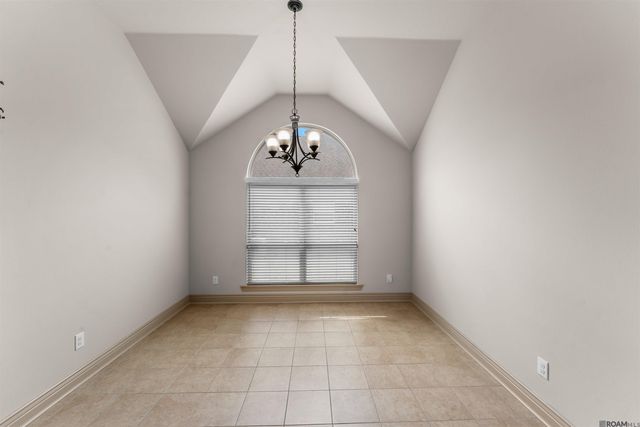 6707 Royal Oaks Ct, Zachary, LA 70791
