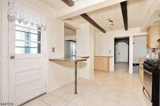 49 S Franklin Ave, Bergenfield Boro, NJ 07621