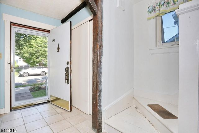 49 S Franklin Ave, Bergenfield Boro, NJ 07621