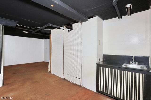 49 S Franklin Ave, Bergenfield Boro, NJ 07621