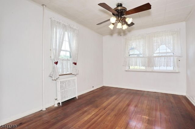 49 S Franklin Ave, Bergenfield Boro, NJ 07621