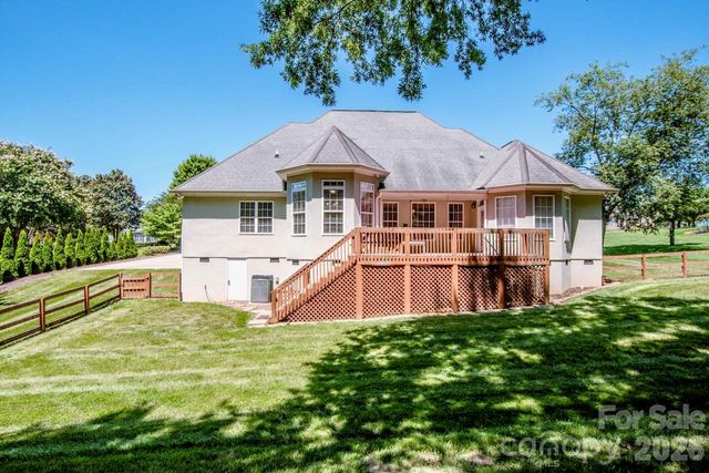 131 S Gibbs Road, Mooresville, NC 28117