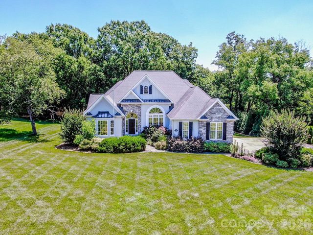 131 S Gibbs Road, Mooresville, NC 28117