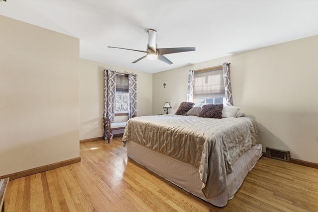 17 Laurence Drive, West Springfield, MA 01089