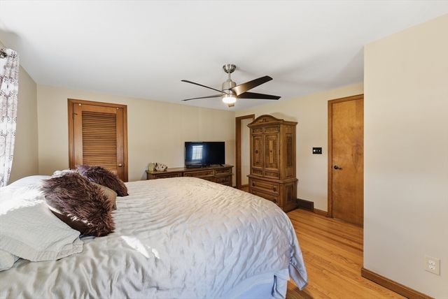 17 Laurence Drive, West Springfield, MA 01089