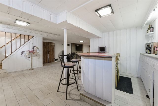 17 Laurence Drive, West Springfield, MA 01089