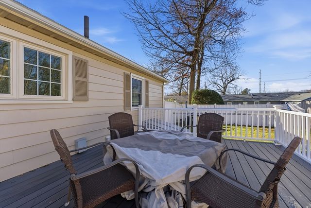 17 Laurence Drive, West Springfield, MA 01089