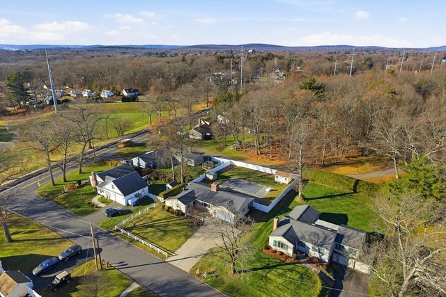 17 Laurence Drive, West Springfield, MA 01089