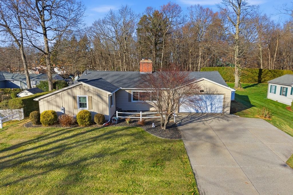 17 Laurence Drive, West Springfield, MA 01089