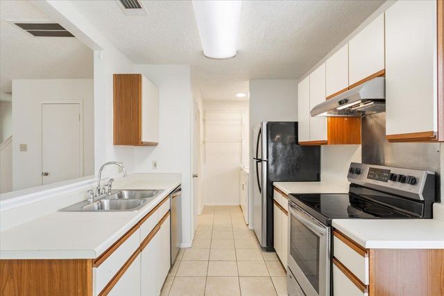 1015 E Yager LN 157, Austin, TX 78753