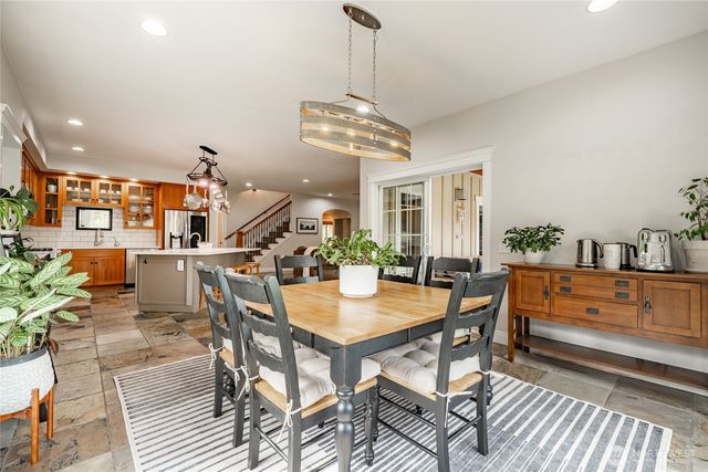 5566 Peregrine Way, Blaine, WA 98230