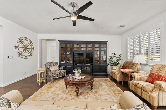 5368 Otter Pond Way, Rancho Cordova, CA 95742
