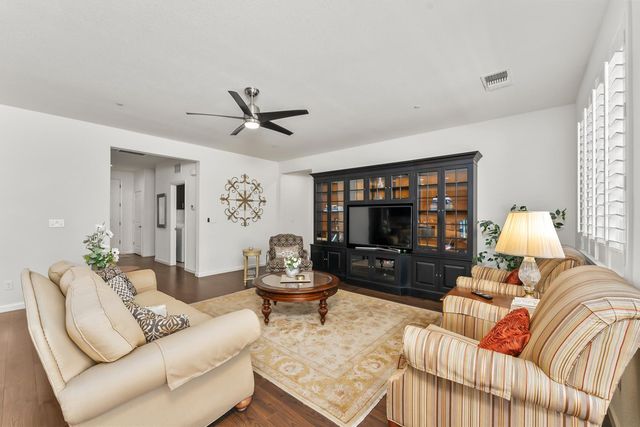 5368 Otter Pond Way, Rancho Cordova, CA 95742