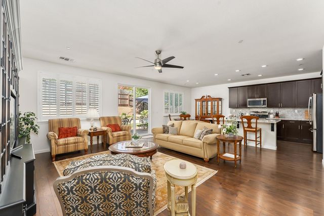 5368 Otter Pond Way, Rancho Cordova, CA 95742