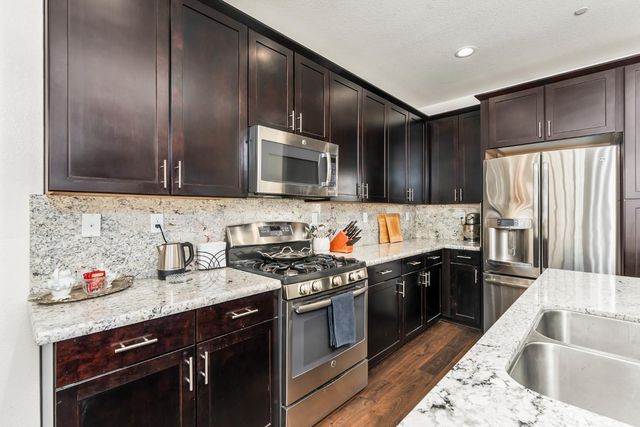 5368 Otter Pond Way, Rancho Cordova, CA 95742
