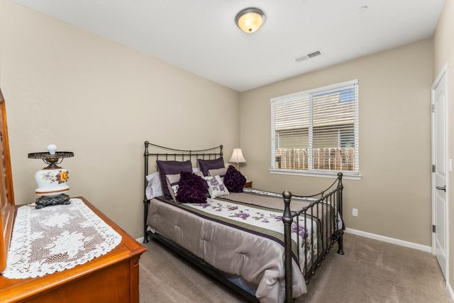 5368 Otter Pond Way, Rancho Cordova, CA 95742