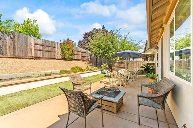 5368 Otter Pond Way, Rancho Cordova, CA 95742