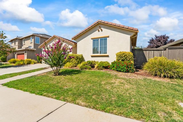 5368 Otter Pond Way, Rancho Cordova, CA 95742