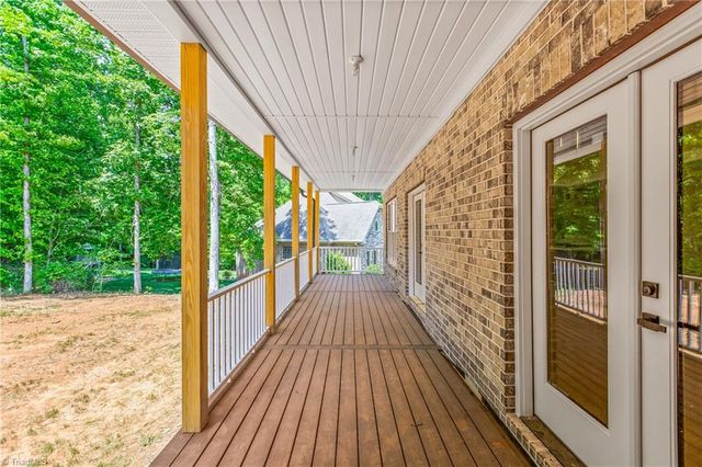 247 Essex Farm Road, Advance, NC 27006