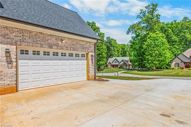 247 Essex Farm Road, Advance, NC 27006