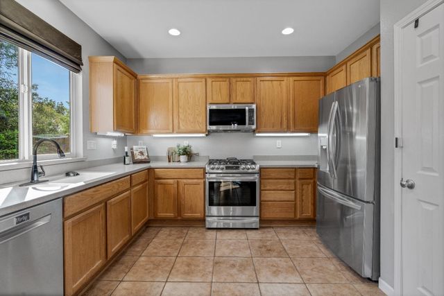 1911 Letterkenny Dr, Lincoln, CA 95648