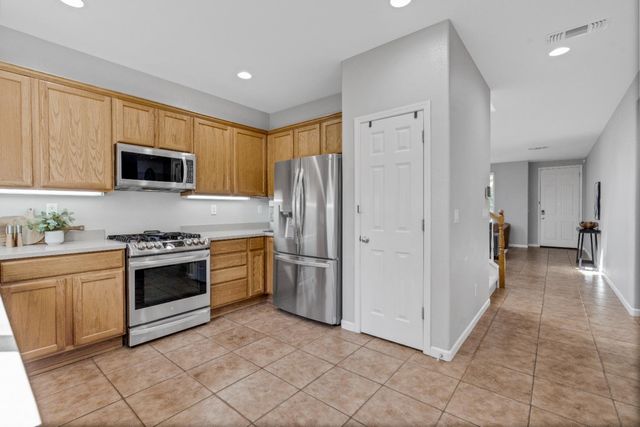 1911 Letterkenny Dr, Lincoln, CA 95648