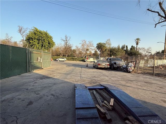 2315 Fair Oaks Ave, Altadena, CA 91001