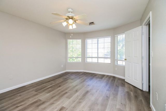 7521 E Laguna Azul Avenue, Mesa, AZ 85209