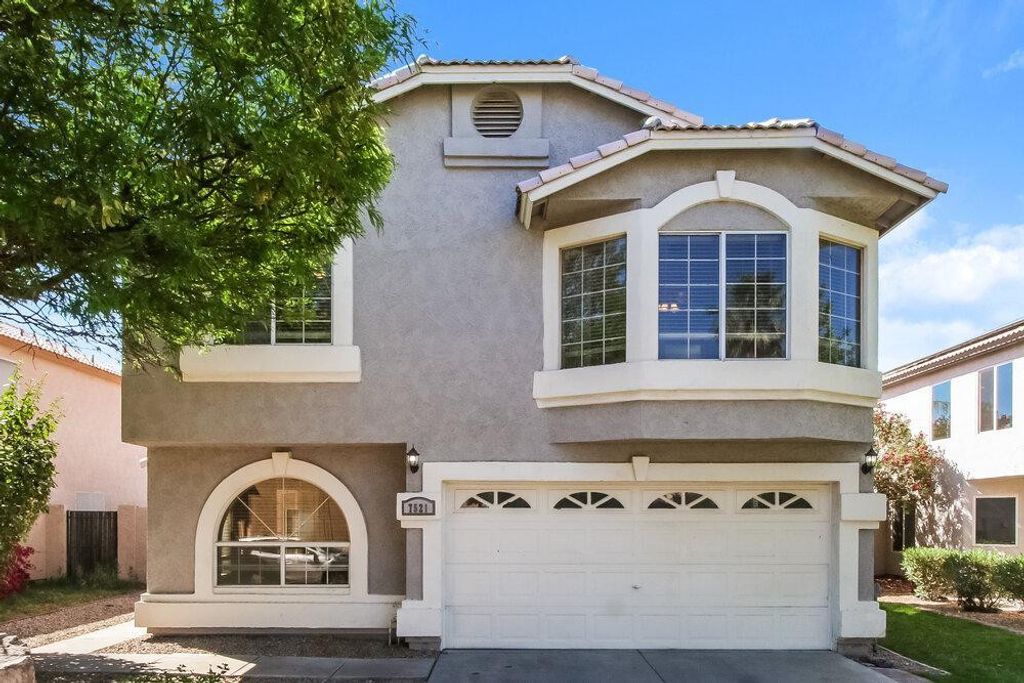 7521 E Laguna Azul Avenue, Mesa, AZ 85209