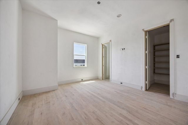 310 Fowler Street, Houston, TX 77007