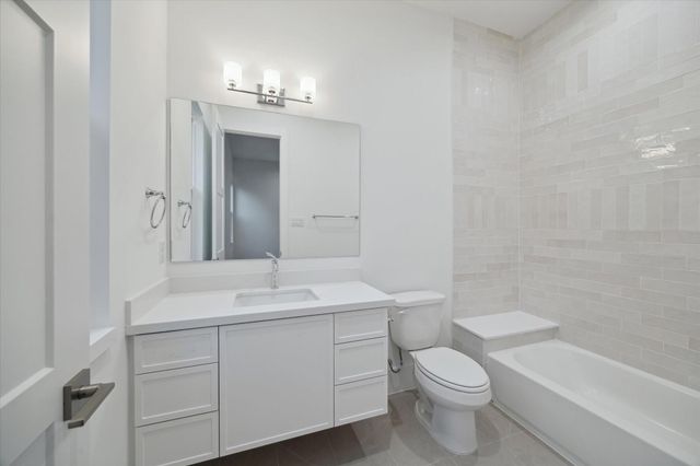 310 Fowler Street, Houston, TX 77007