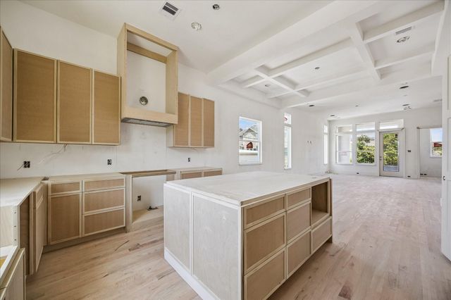 310 Fowler Street, Houston, TX 77007