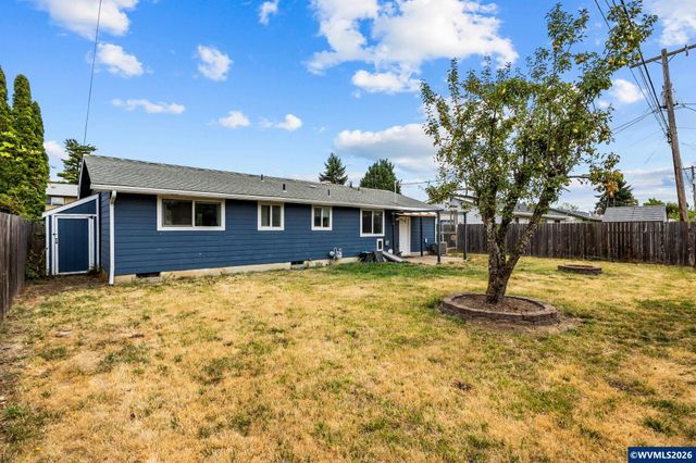 512 27th Av SE, Albany, OR 97322