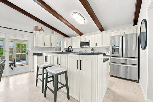 5640 NE 16th Avenue, Fort Lauderdale, FL 33334