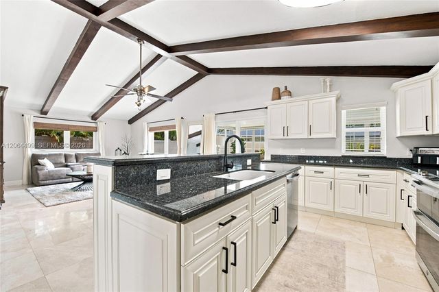 5640 NE 16th Avenue, Fort Lauderdale, FL 33334