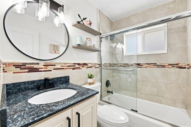 5640 NE 16th Avenue, Fort Lauderdale, FL 33334