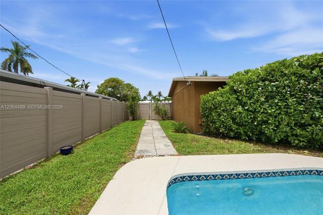 5640 NE 16th Avenue, Fort Lauderdale, FL 33334