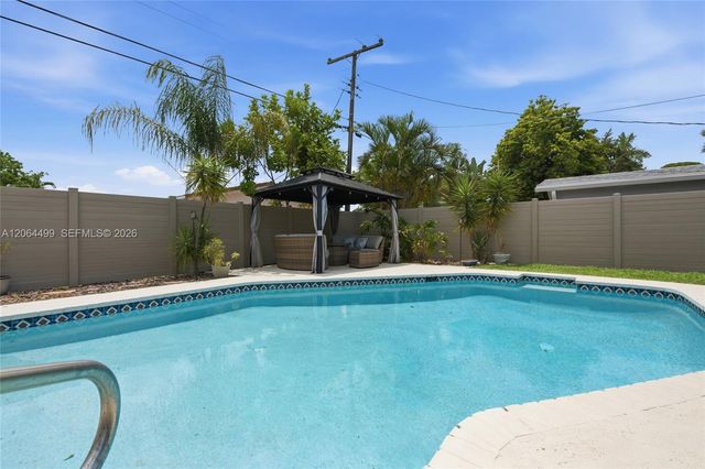 5640 NE 16th Avenue, Fort Lauderdale, FL 33334