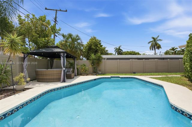 5640 NE 16th Avenue, Fort Lauderdale, FL 33334