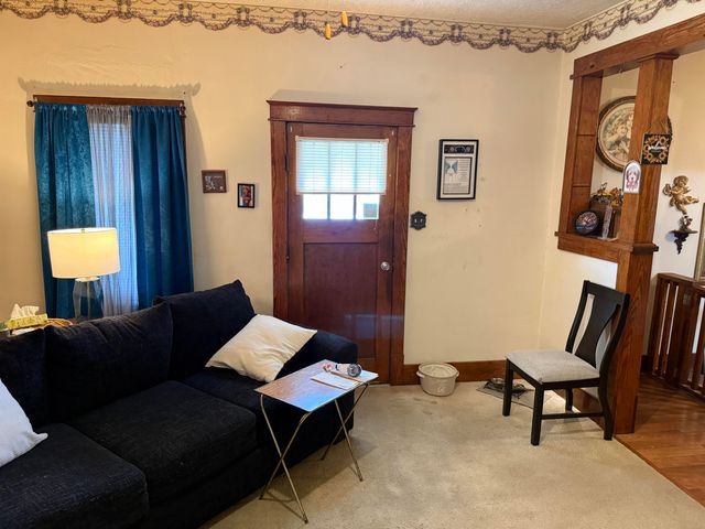701 N 34TH Street, Council Bluffs, IA 51501