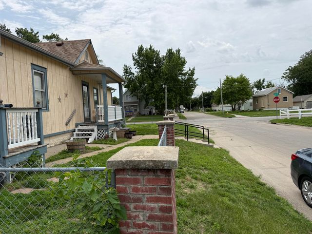 701 N 34TH Street, Council Bluffs, IA 51501