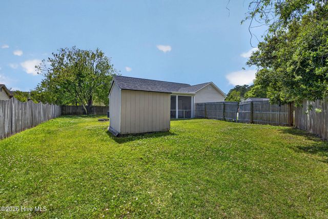 7218 Sherbon Way, Wilmington, NC 28411