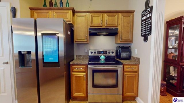 317 Vineland Place Drive, Vine Grove, KY 40175