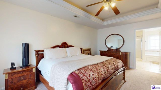 317 Vineland Place Drive, Vine Grove, KY 40175