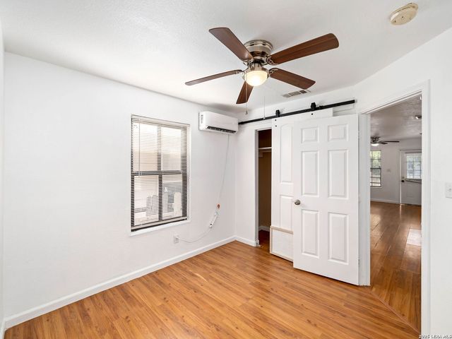 508 RANDALL AVE, San Antonio, TX 78237