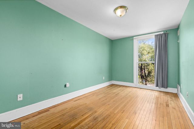1827 EAST CAPITOL ST SE, Washington, DC 20003