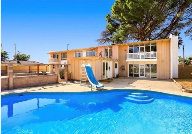 1445 N Pepper, Rialto, CA 92376