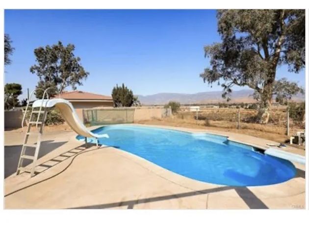 1445 N Pepper, Rialto, CA 92376