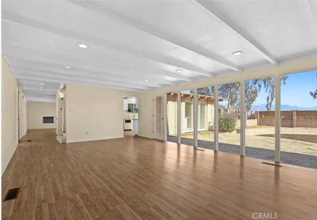 1445 N Pepper, Rialto, CA 92376